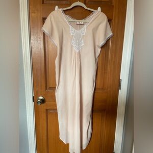 Elegant Vintage style Pink Nightgown with Lace Trim